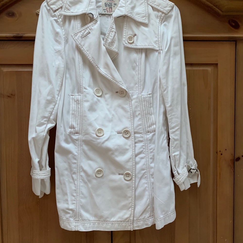 Ladies Gap Sz Medium White Coat Vintage